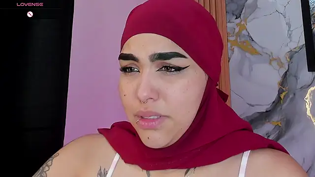 Snapshot of Maissa_Alabi chatting on 07-08-26, 07:40 Maissa Alabi online show from 07-08-26, 07:40