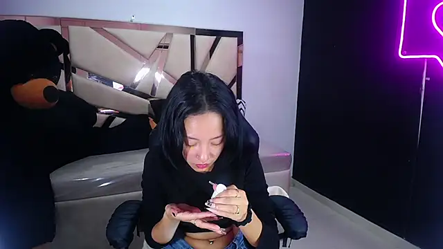 victoria ricci a online show from 03-03-25, 04:35