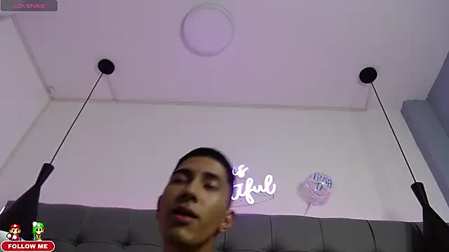 Snapshot of HarolddXL chatting on 02-12-25, 07:24 HarolddXL online show from 02-12-25, 07:24