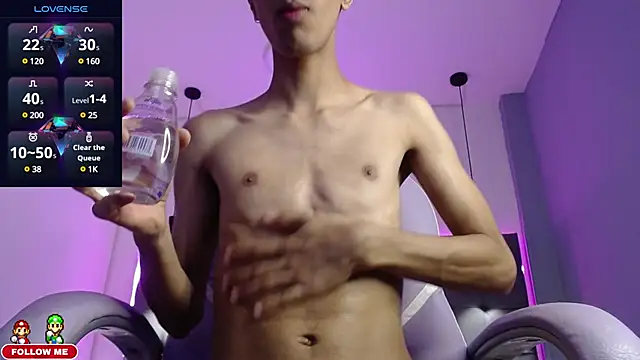 Snapshot of HarolddXL chatting on 02-23-25, 01:32 HarolddXL online show from 02-23-25, 01:32