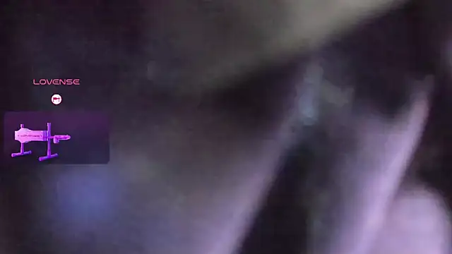 Snapshot of HarolddXL chatting on 10-07-25, 02:36 HarolddXL online show from 10-07-25, 02:36