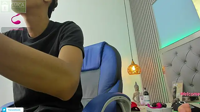 Snapshot of HarolddXL chatting on 11-14-25, 01:54 HarolddXL online show from 11-14-25, 01:54