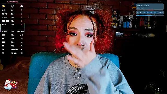 Annycolin  online show from 12-18-25, 03:23