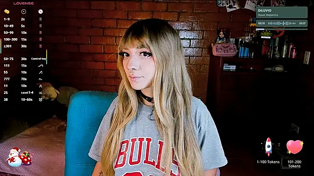 Annycolin  online show from 01-06-26, 04:27