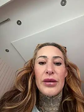 Black sweet Rose online show from 01-10-26, 02:19