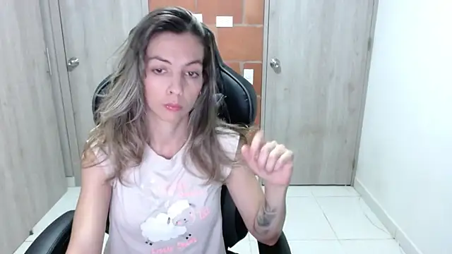 Princezzlove3 online show from 03-13-25, 11:27