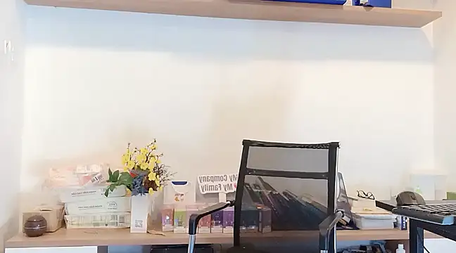 Lush-Office online show from 03-02-25, 02:32