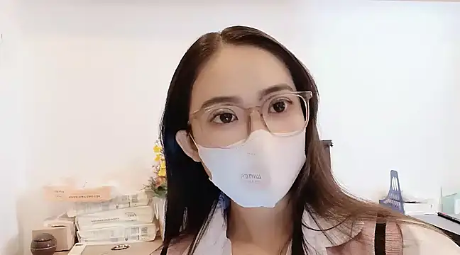 Lush-Office online show from 03-23-25, 03:21