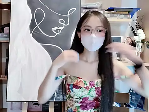 Lush-Office online show from 12-03-25, 09:18