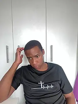 Snapshot of snotLoud chatting on 03-01-25, 11:06 snotLoud online show from 03-01-25, 11:06