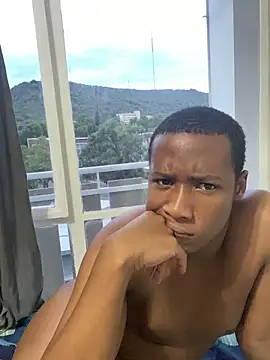 Snapshot of snotLoud chatting on 03-07-25, 05:38 snotLoud online show from 03-07-25, 05:38