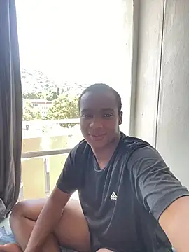 Snapshot of snotLoud chatting on 03-09-25, 11:36 snotLoud online show from 03-09-25, 11:36