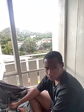 Snapshot of snotLoud chatting on 03-10-25, 03:52 snotLoud online show from 03-10-25, 03:52