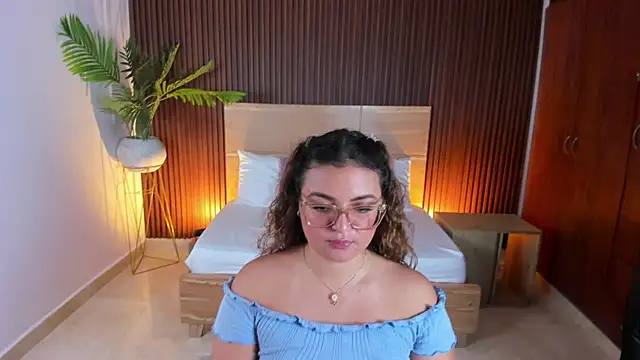 lilly ass  online show from 02-17-25, 10:47