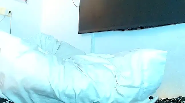 Snapshot of samantha_ferrer28 chatting on 01-30-25, 09:36 samantha ferrer28 online show from 01-30-25, 09:36