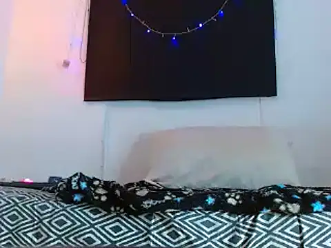 Snapshot of samantha_ferrer28 chatting on 02-11-25, 06:40 samantha ferrer28 online show from 02-11-25, 06:40