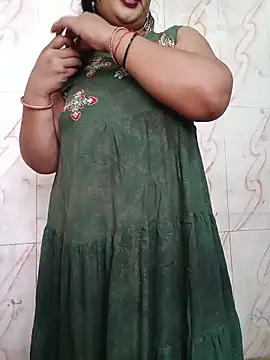 Snapshot of Haseena_Baby chatting on 06-06-26, 05:23 Haseena Baby online show from 06-06-26, 05:23