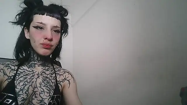 Snapshot of bad_doll_bb chatting on 09-13-25, 06:40 bad doll bb online show from 09-13-25, 06:40
