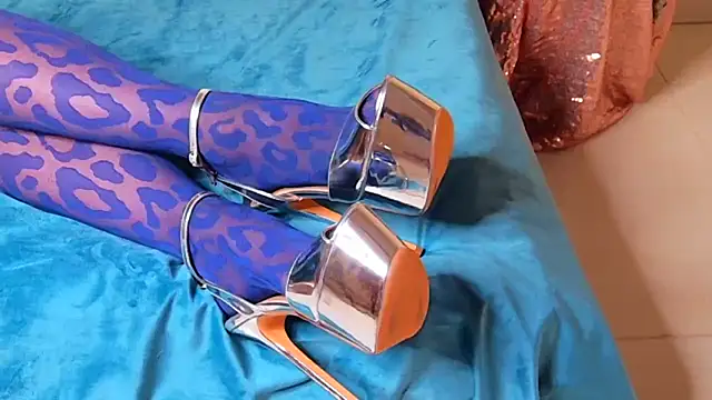 --SUNNY-- online show from 11-07-25, 06:57