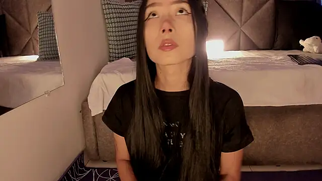 Snapshot of SabrinaSpell_ chatting on 11-14-25, 11:53 SabrinaSpell online show from 11-14-25, 11:53