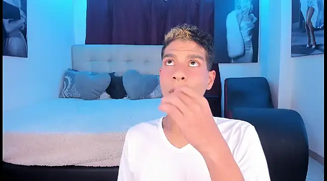 Ethan Boyy online show from 02-06-25, 04:42