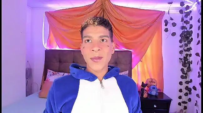 Ethan Boyy online show from 03-05-25, 07:38