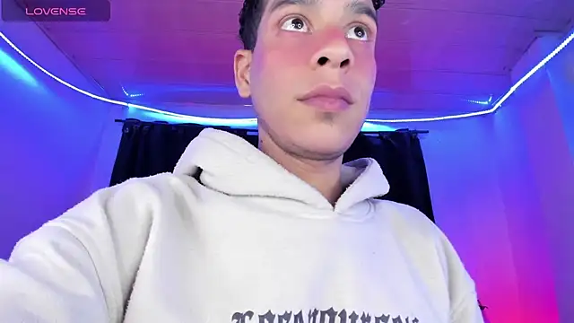 Ethan Boyy online show from 04-09-26, 09:20