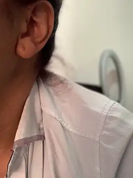 Snapshot of Miss__Melody chatting on 02-18-25, 06:04 Miss Melody online show from 02-18-25, 06:04