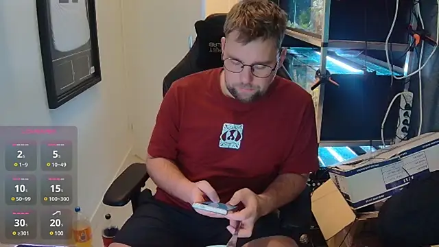 Snapshot of justinitt chatting on 02-05-25, 06:04 justinitt online show from 02-05-25, 06:04