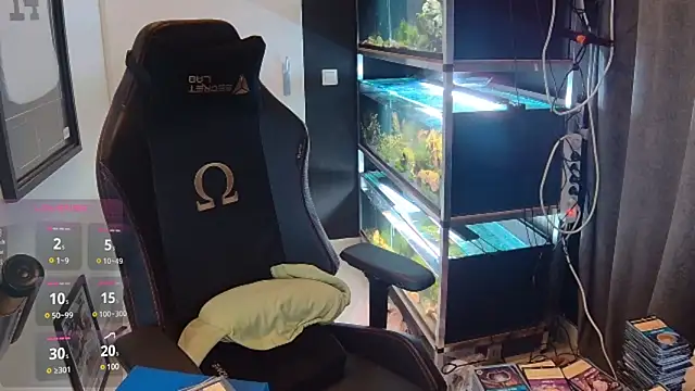 Snapshot of justinitt chatting on 02-10-25, 11:15 justinitt online show from 02-10-25, 11:15