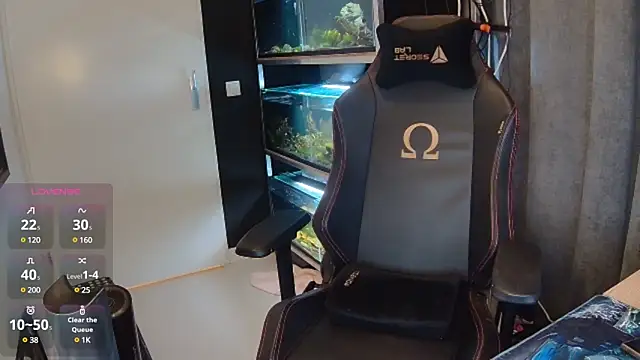 Snapshot of justinitt chatting on 02-11-25, 04:35 justinitt online show from 02-11-25, 04:35