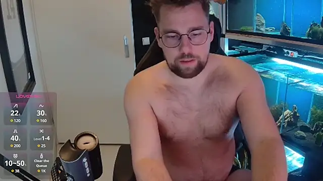 Snapshot of justinitt chatting on 02-16-25, 07:49 justinitt online show from 02-16-25, 07:49