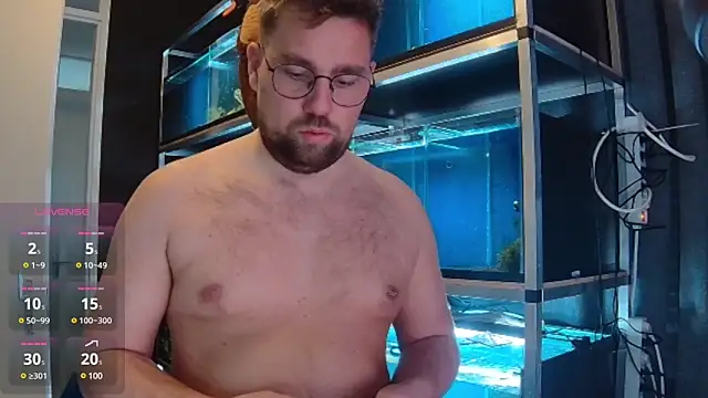 Snapshot of justinitt chatting on 02-17-25, 02:26 justinitt online show from 02-17-25, 02:26