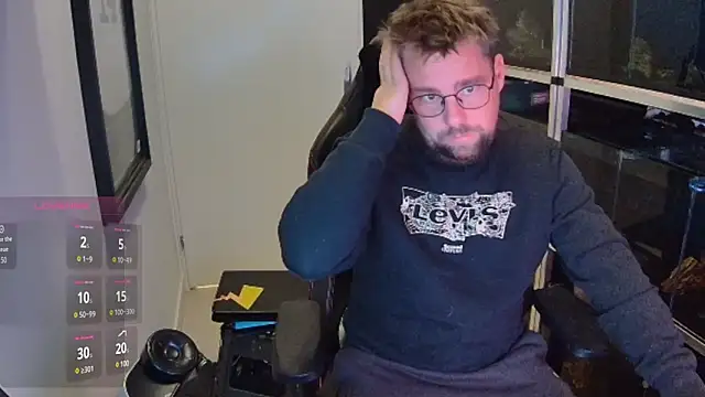 Snapshot of justinitt chatting on 02-19-25, 06:44 justinitt online show from 02-19-25, 06:44