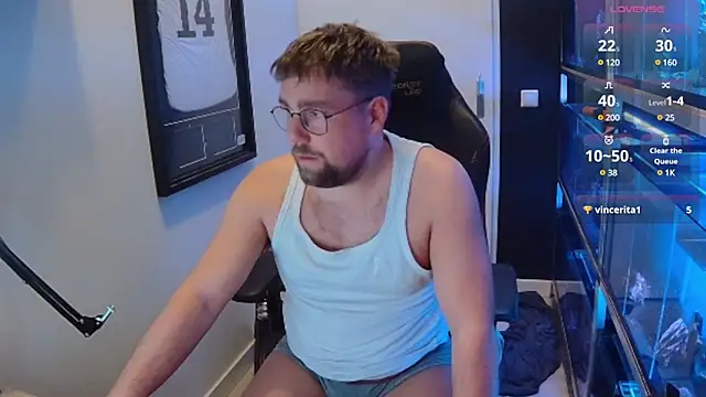 Snapshot of justinitt chatting on 02-22-25, 10:18 justinitt online show from 02-22-25, 10:18