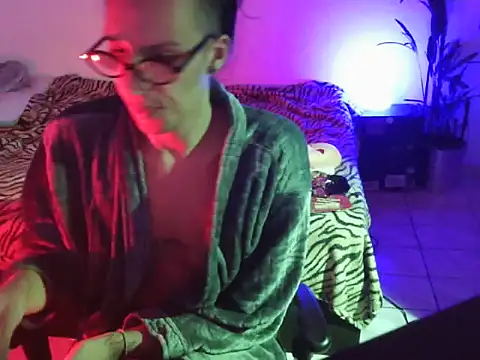 lollaxjf online show from 06-03-26, 04:23