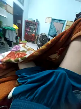 Snapshot of KisSsu chatting on 02-14-26, 04:26 KisSsu online show from 02-14-26, 04:26