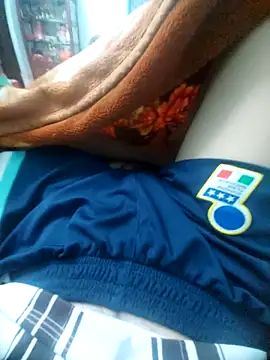 Snapshot of KisSsu chatting on 02-21-26, 01:12 KisSsu online show from 02-21-26, 01:12