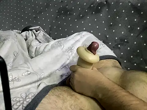 kzzix online show from 10-25-25, 10:48