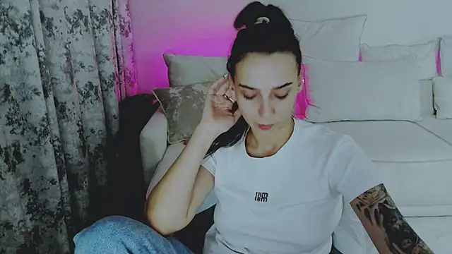 annabishop online show from 01-26-25, 03:14