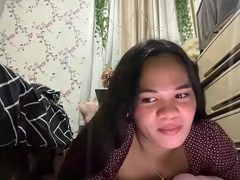 Snapshot of SophiaCourthaway chatting on 10-09-25, 10:52 SophiaCourthaway online show from 10-09-25, 10:52