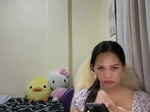 Snapshot of SophiaCourthaway chatting on 07-12-26, 10:01 SophiaCourthaway online show from 07-12-26, 10:01