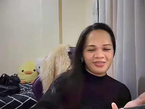 Snapshot of SophiaCourthaway chatting on 07-14-26, 10:15 SophiaCourthaway online show from 07-14-26, 10:15