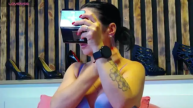 Tory Lovi online show from 04-23-26, 04:57