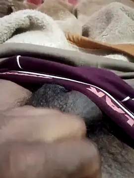 Desiboy23 online show from 04-12-26, 07:52