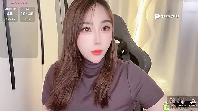 Snapshot of Alano-01 chatting on 03-11-25, 07:48 Alano-01 online show from 03-11-25, 07:48