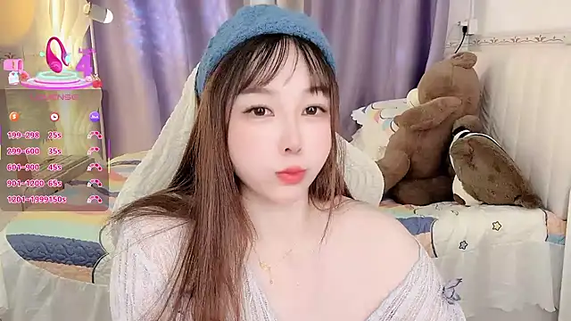 Snapshot of Alano-01 chatting on 10-05-25, 04:11 Alano-01 online show from 10-05-25, 04:11