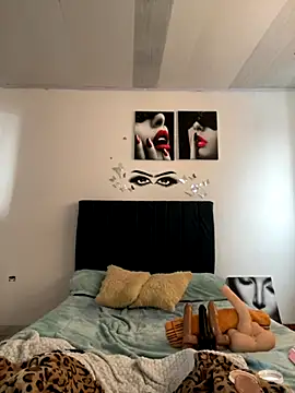 Keyler True18 online show from 09-19-25, 12:39