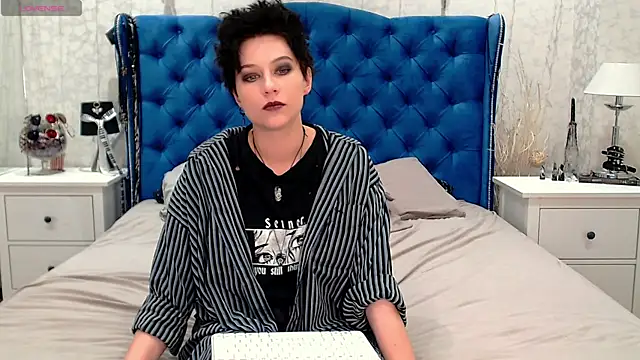 Snapshot of via_mayer_ chatting on 06-08-26, 09:15 via mayer online show from 06-08-26, 09:15