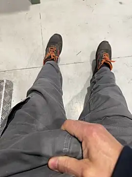 Snapshot of sempreilmio2 chatting on 03-18-25, 11:41 sempreilmio2 online show from 03-18-25, 11:41